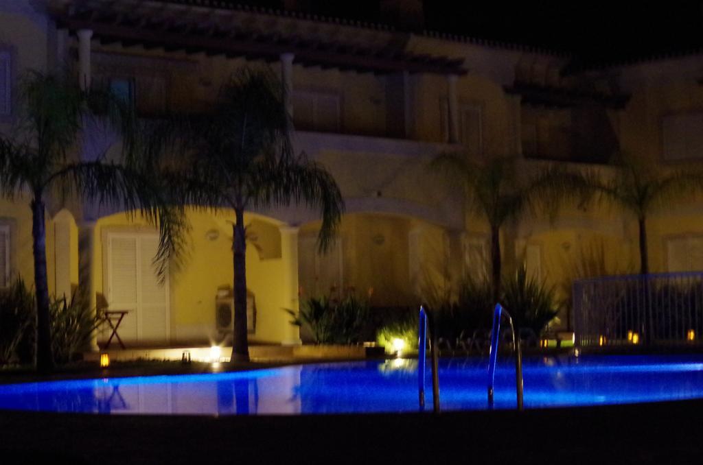 Apartamento @ Poolside
