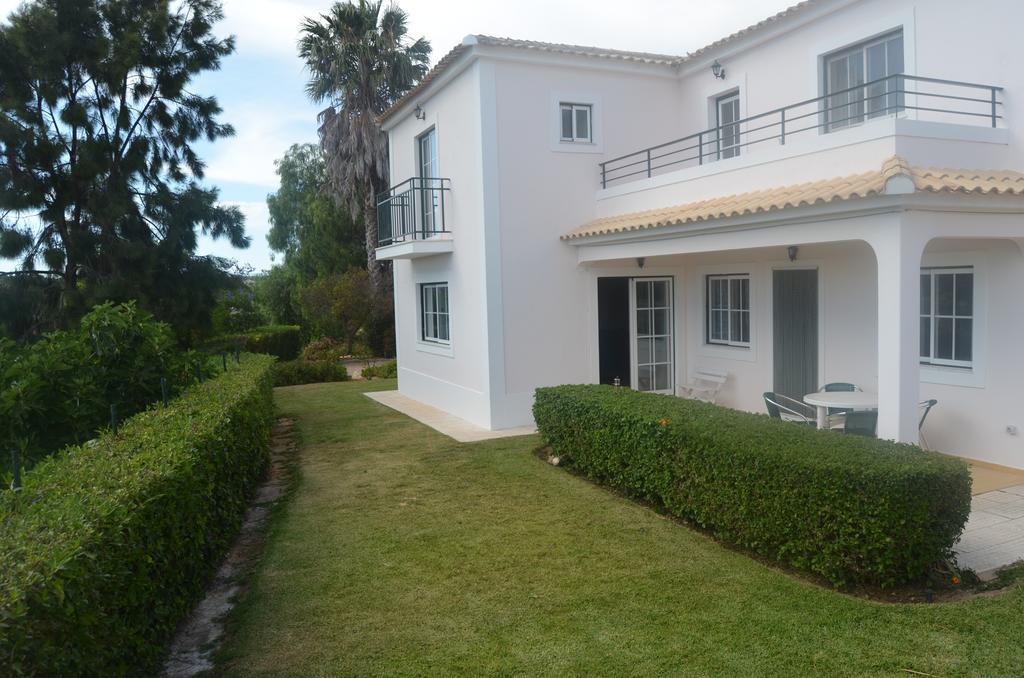 Casa Do Poco Armacao de Pera
