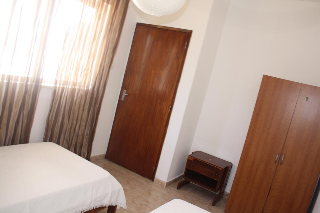 Hostal Amoreira *
