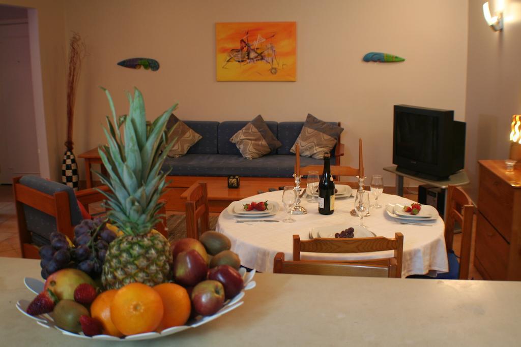 Apartment Vitor S Plaza Mariosilvat