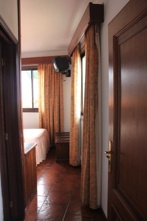 Bed & Breakfast Rural De Sanroque Santana (Madeira)