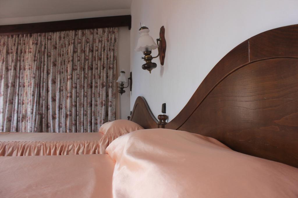 Bed & Breakfast Rural De Sanroque Santana (Madeira)