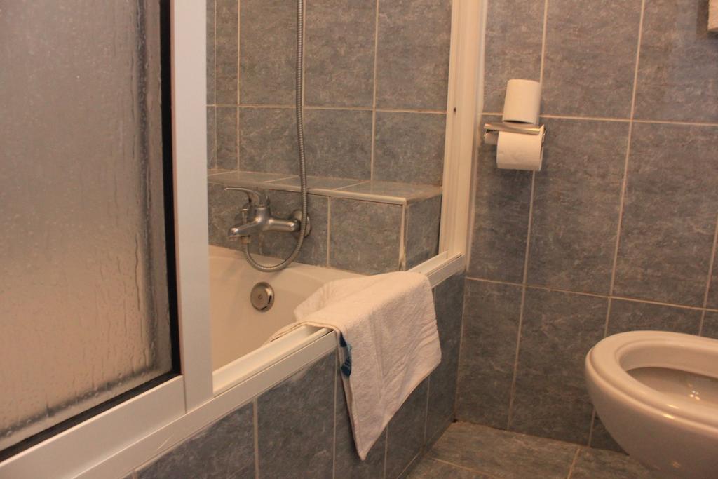 Bed & Breakfast Rural De Sanroque 3*