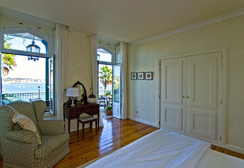 Acomodação com café da manhã  Front Sea Bay View Cascais