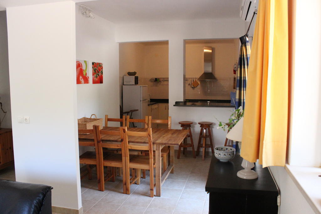 Apartment Filhas Do Mar Salema