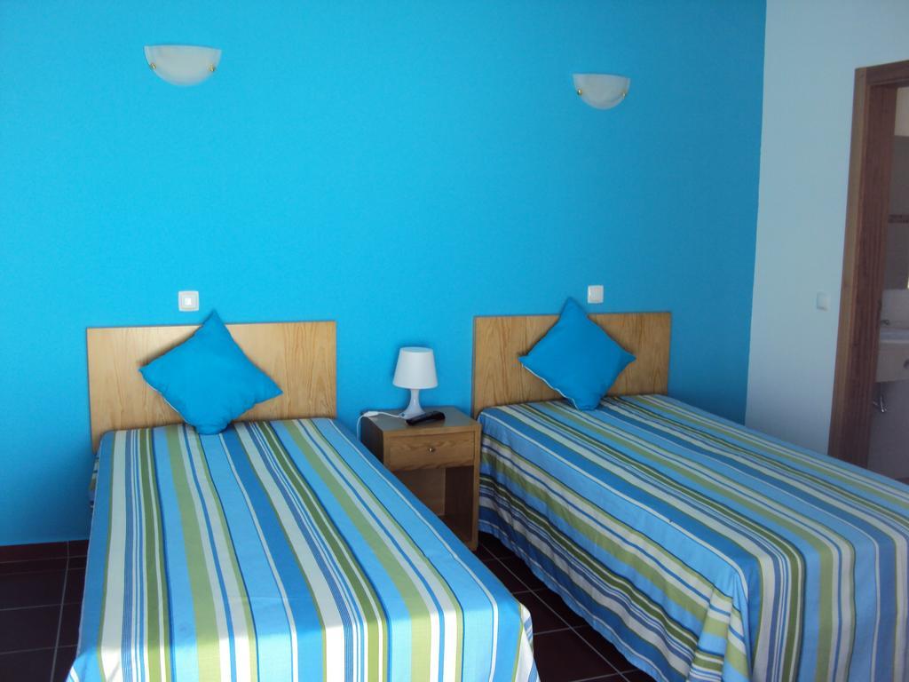 Guest house Alojamento Costa Azul