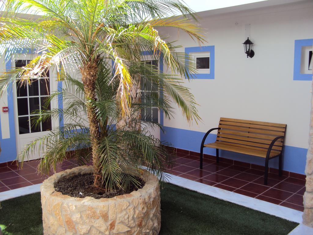 Guest house Alojamento Costa Azul *