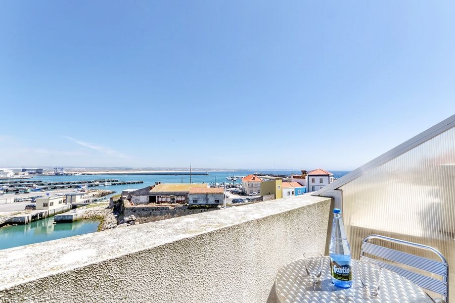 Bed & Breakfast Ossiano's Peniche