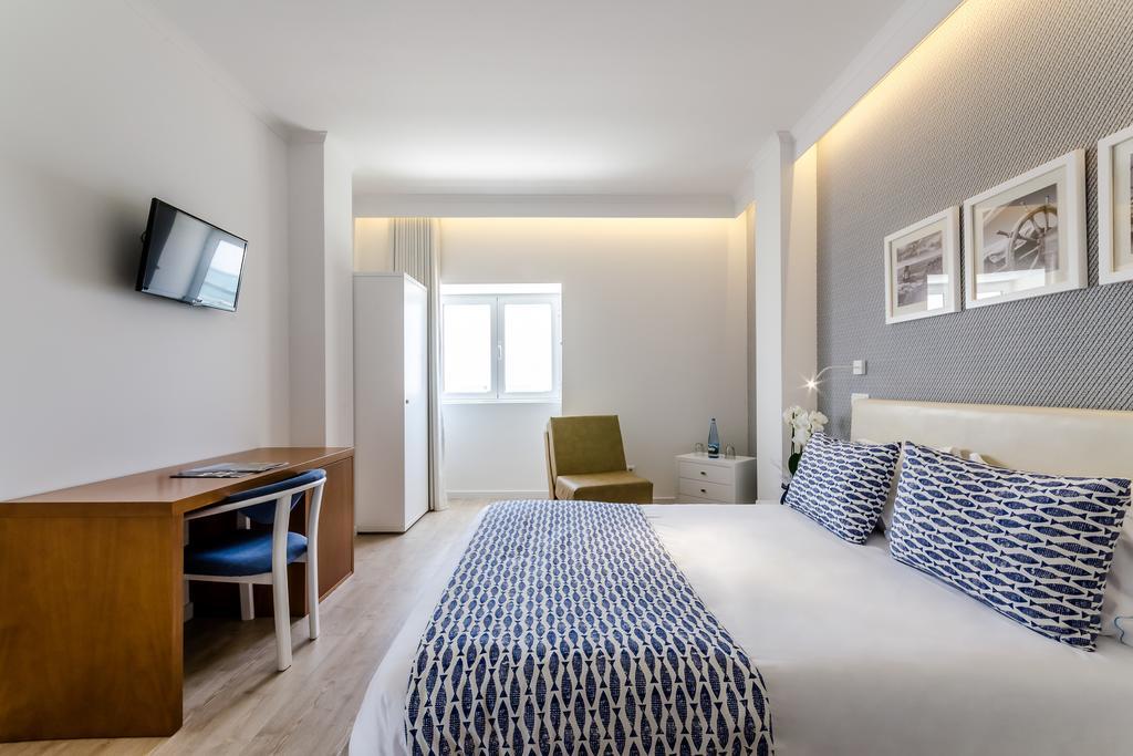 Ossiano's Peniche