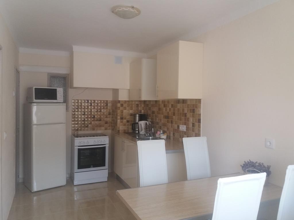 Apartment All Is Near