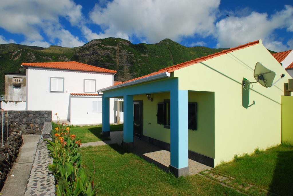 Casa de hóspedes Alojamentos Flores Island