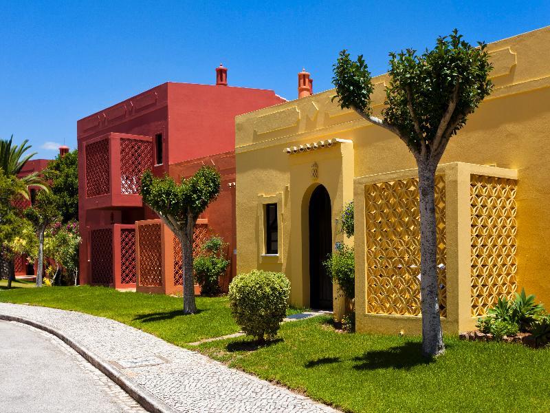 Colina Village Resort 3*