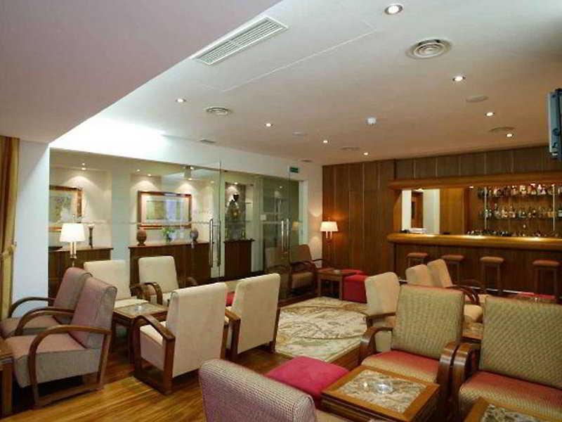 Hotel Camoes 4*