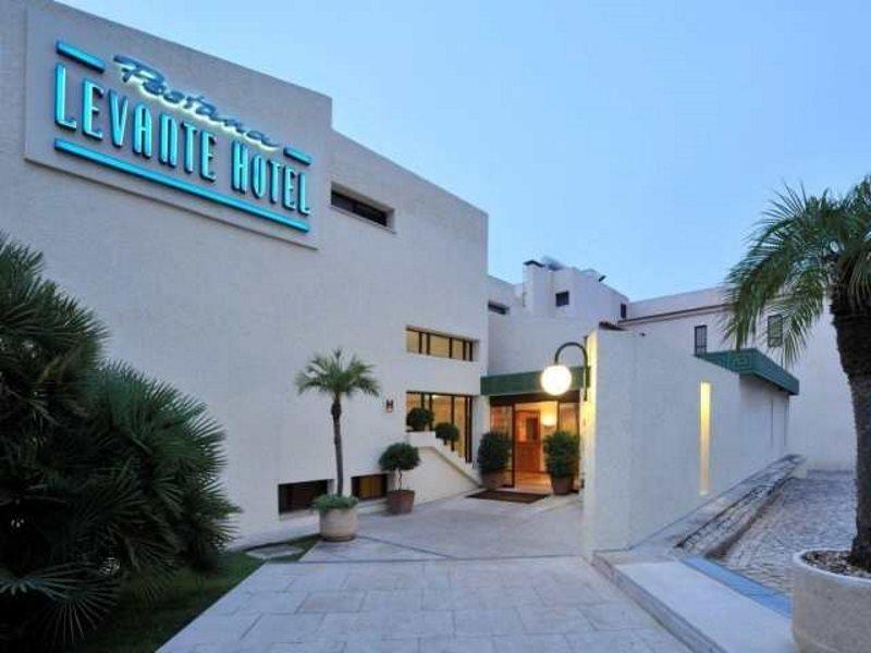 Pestana Levante & Golf 4* Armação de Pêra