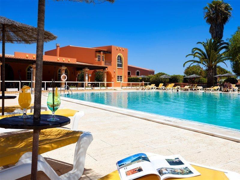Colina Village Resort