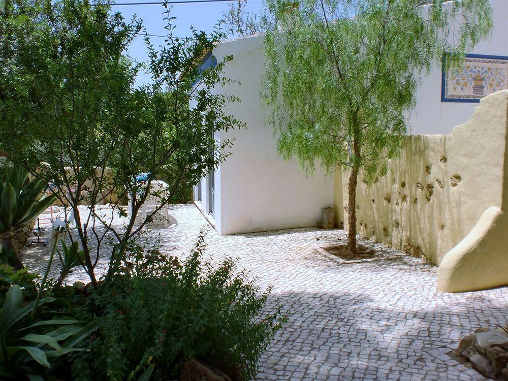 Quinta Dos Caracois 3*