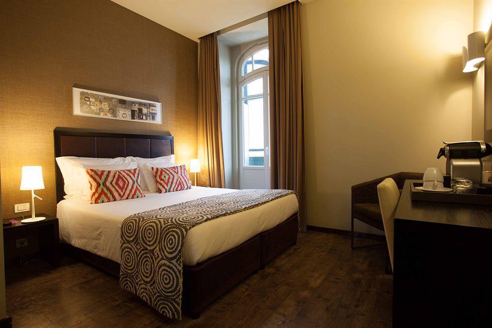 Internacional Design Hotel 4*