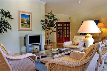 Formosa Park Aparthotel 4*