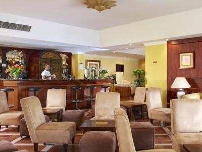 Formosa Park Aparthotel 4*