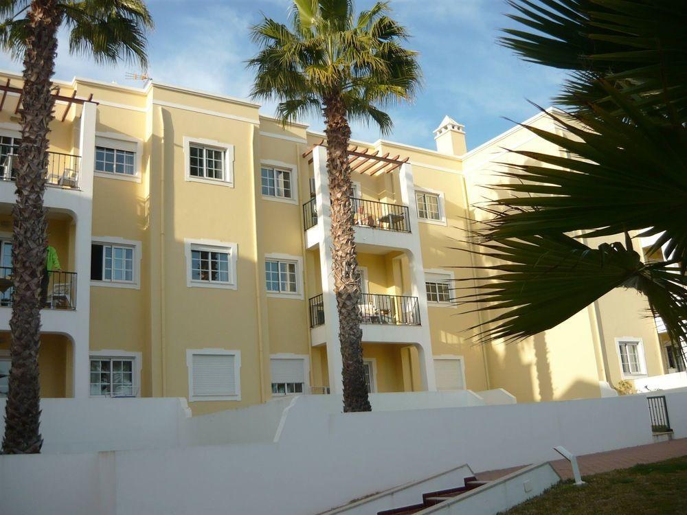 Da Lota - Beachfront 3*