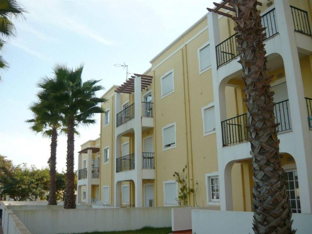 Da Lota - Beachfront Aparthotel