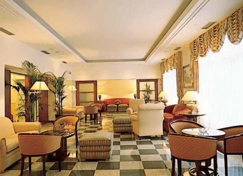 Metropole 3*
