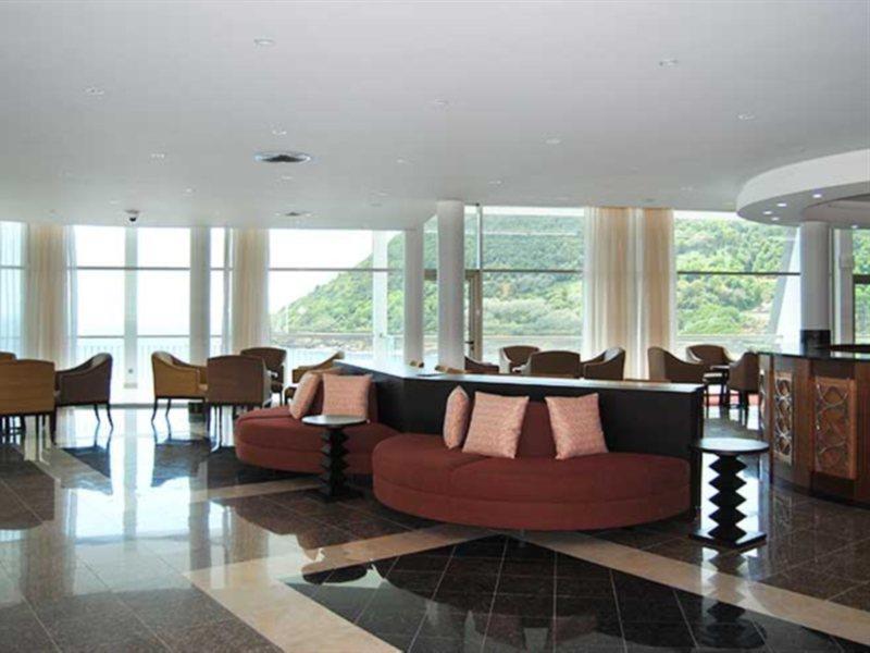 Hotel Angra Marina