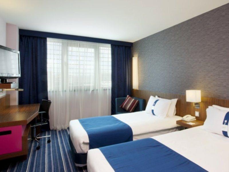 Express Lisbon Airport By Ihg