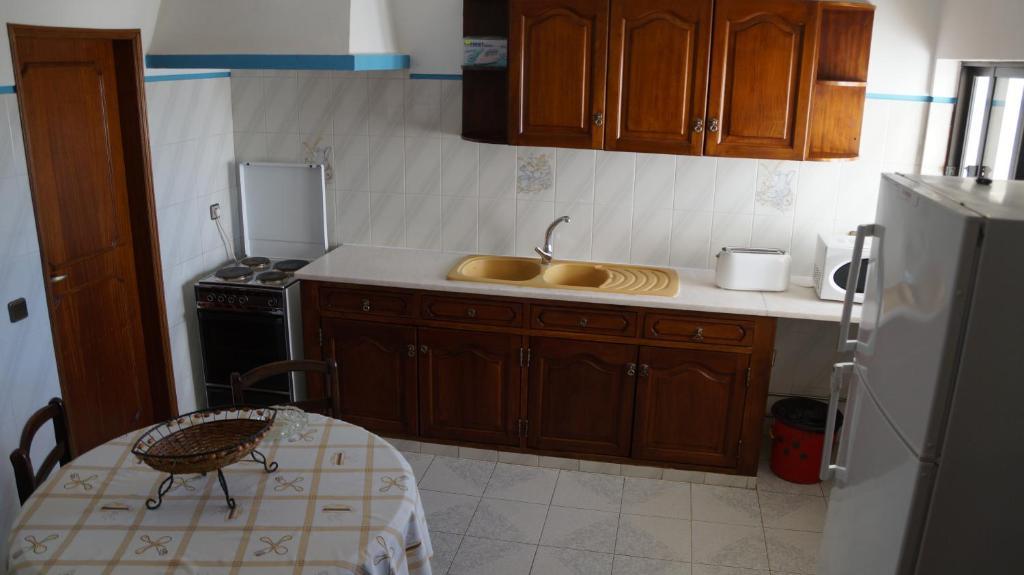 Aparthotel E Quartos Atalaia