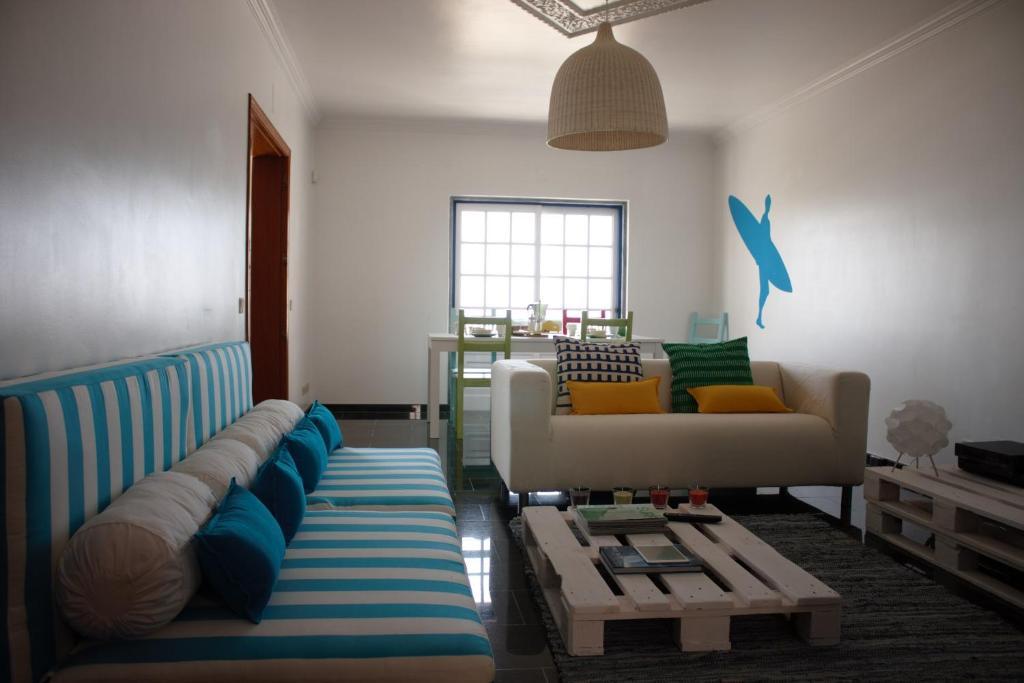 The Wave Beach & Surf * Ericeira