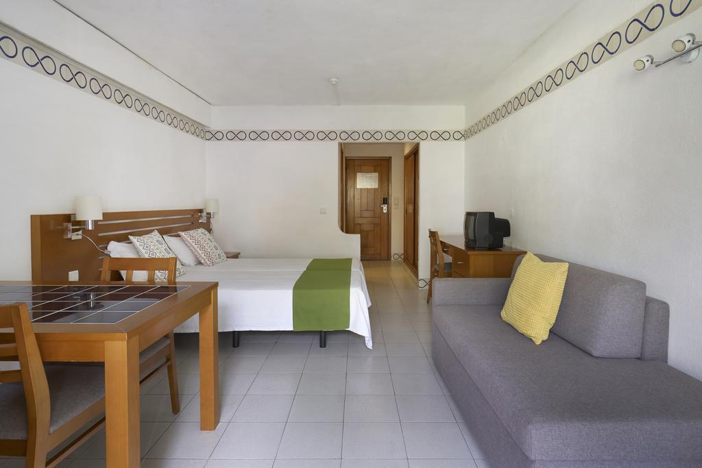 Aparthotel Golden Club