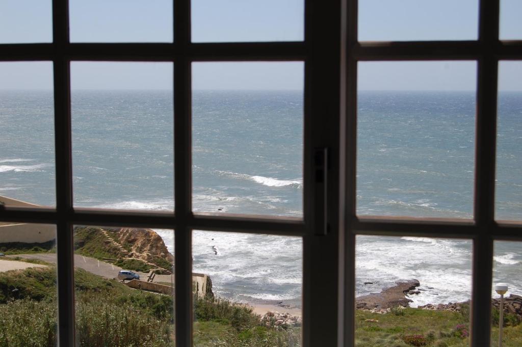 The Wave Beach & Surf Hostel Ericeira