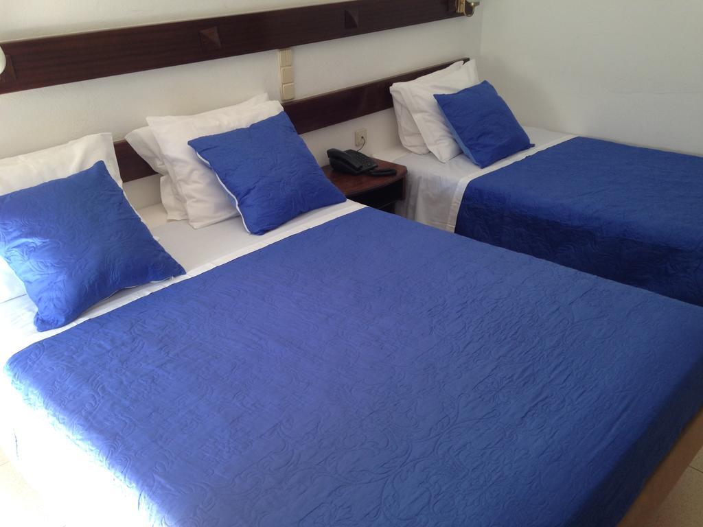 Hotel Velha 2*