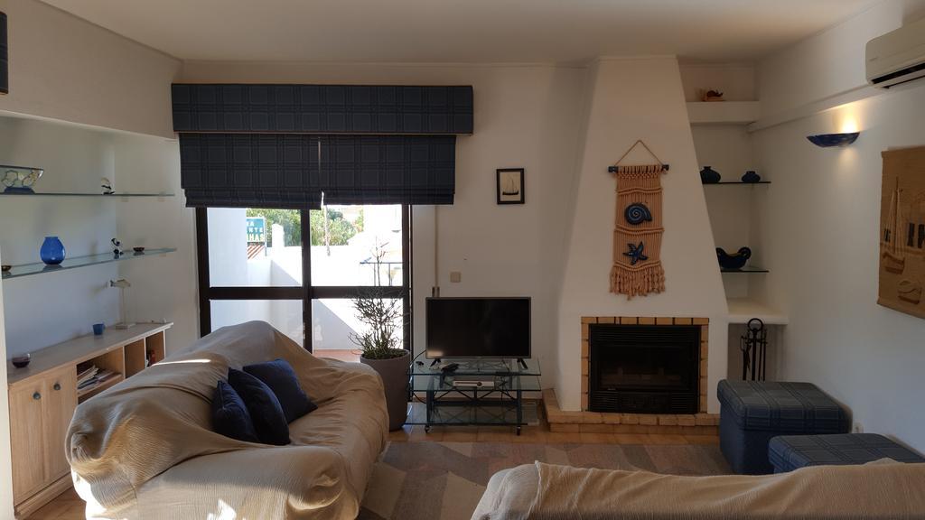 Apartamento A11 - 800m Da *
