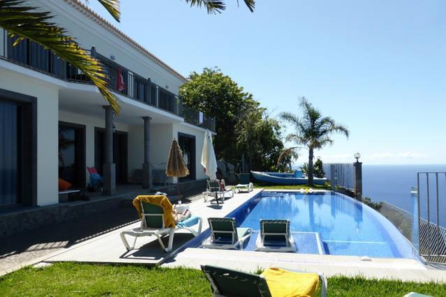 Ocean Cliff Villa *