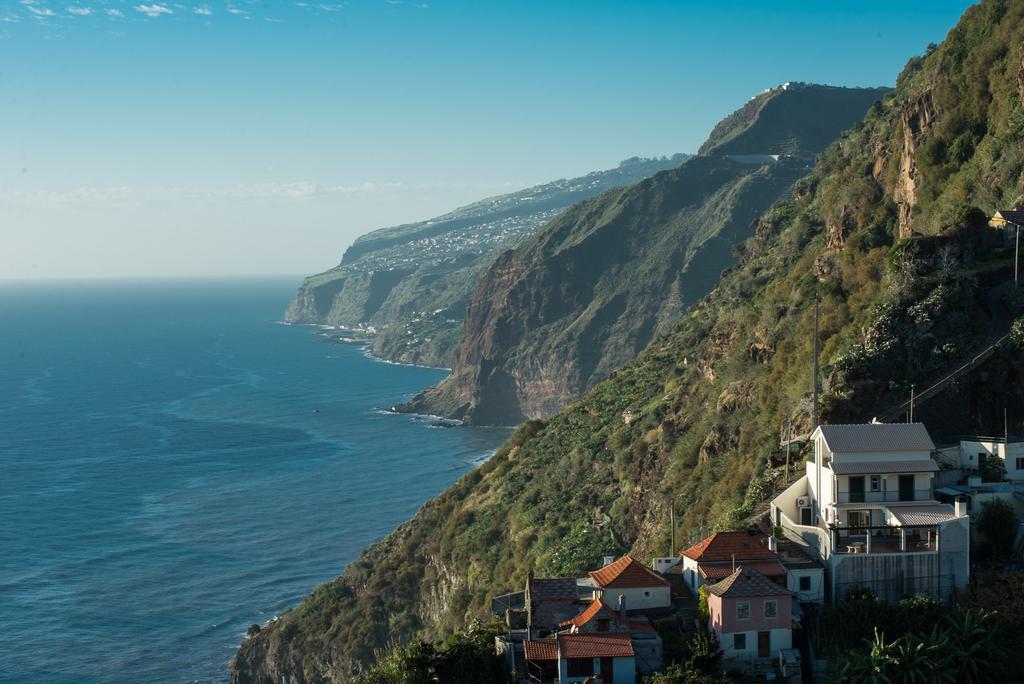 Ocean Cliff *