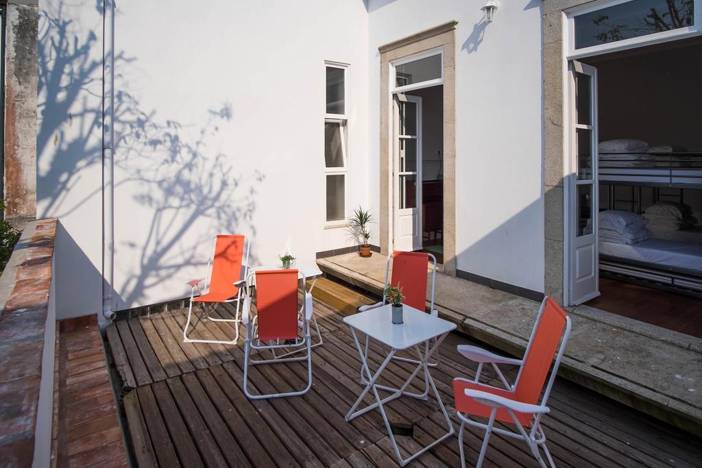 Dona Emilia Guest House & Studio Apartment Building 3* Viana do Castelo