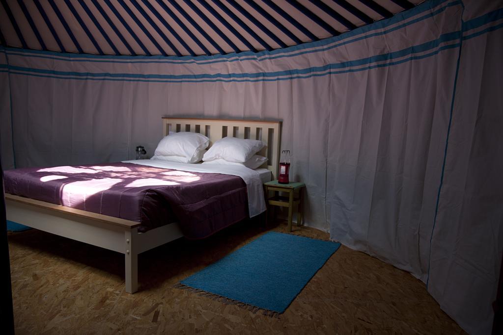 Quintal Yurts * Zambujeira do Mar