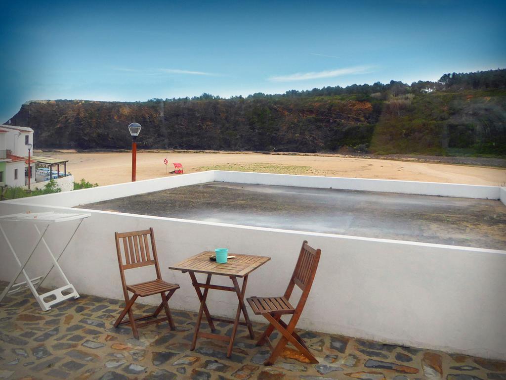 Pedra Dos Corvos Beach House