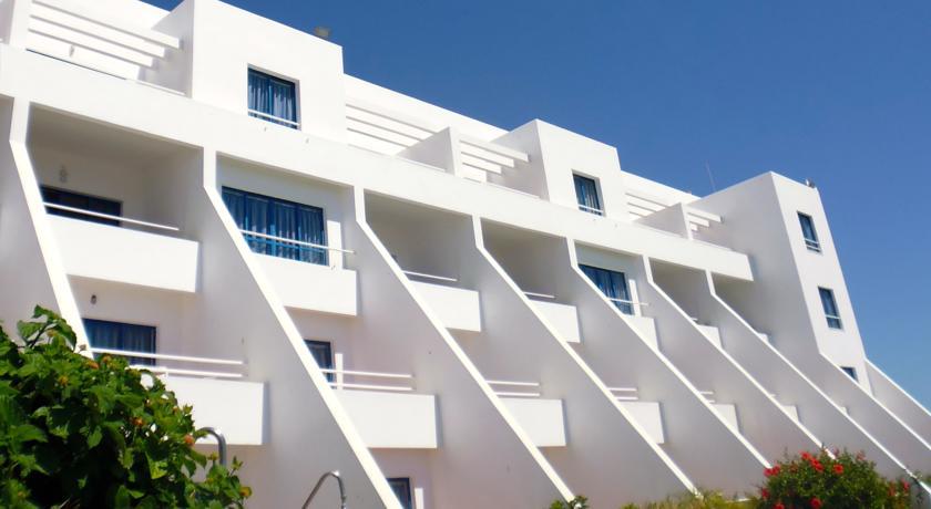 Aparthotel Almar 3*