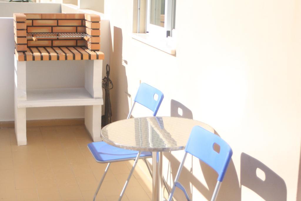 Lovely New W/ Pool Apartamento