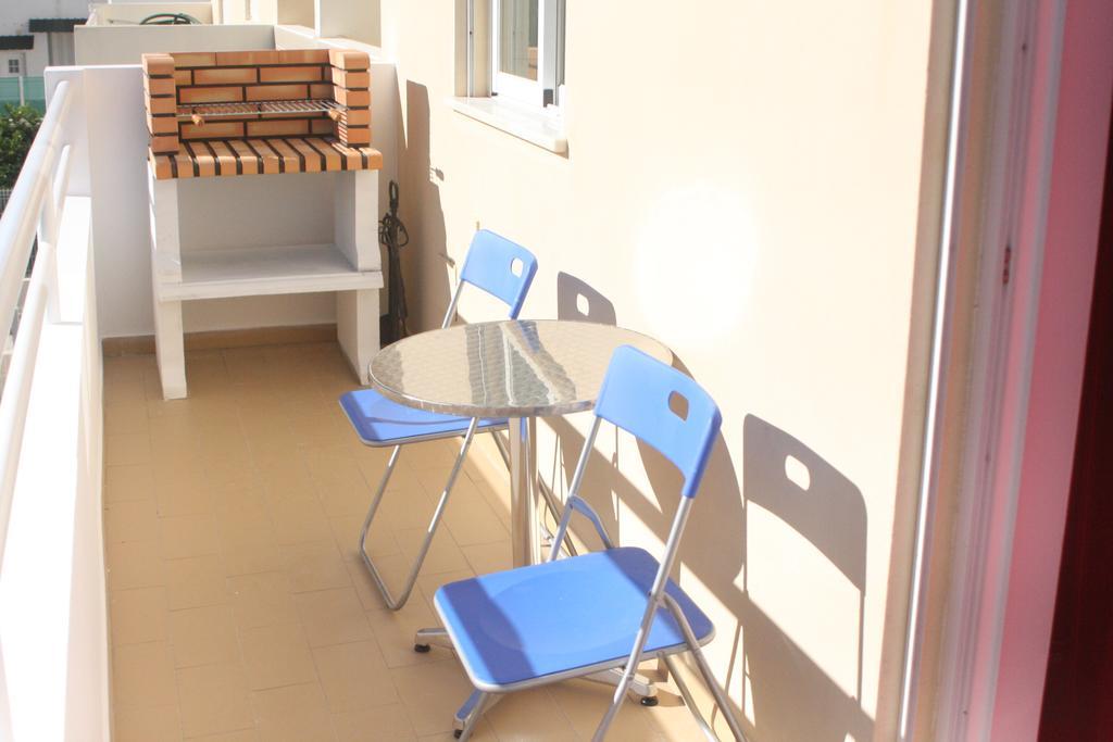 Apartamento Lovely New W/ Pool Albufeira