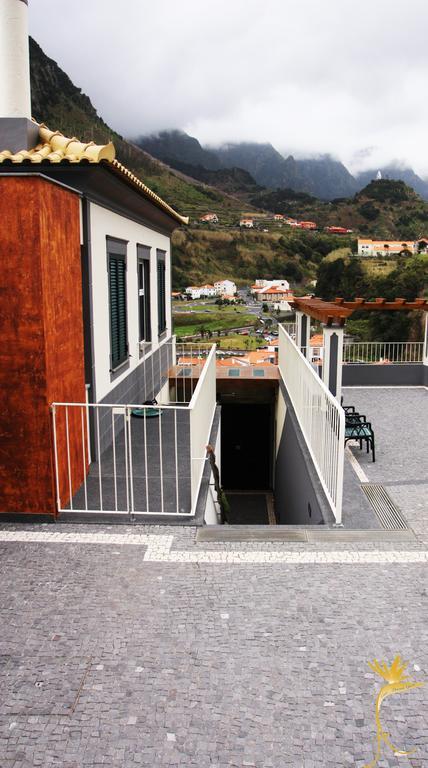A Casa Estrelicia-dourada Garces Sao Vicente (Madeira)