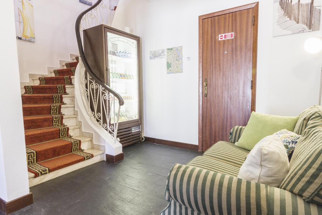 Holiday Guest house *