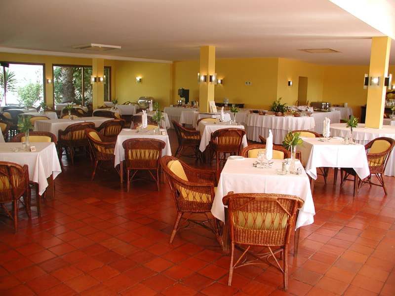 & Hotel 4*