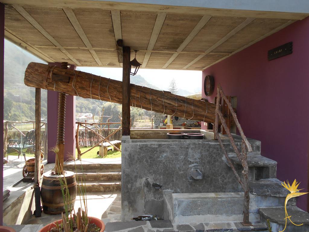 A Casa Estrelicia-dourada Garces * Sao Vicente (Madeira)