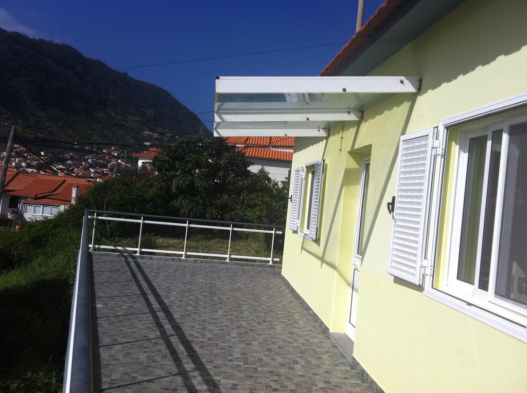 Сasa de vacaciones House On The Machico (Madeira)