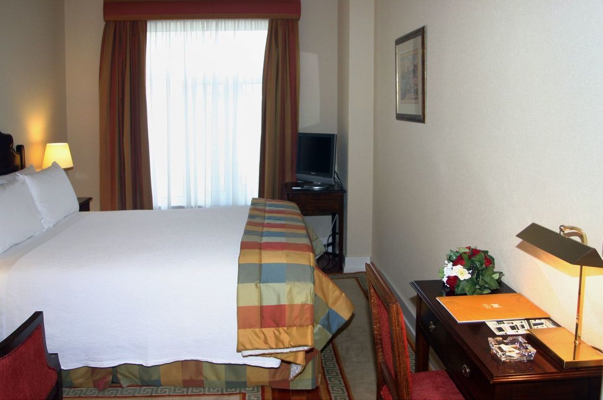 Portobay Marques Hotel