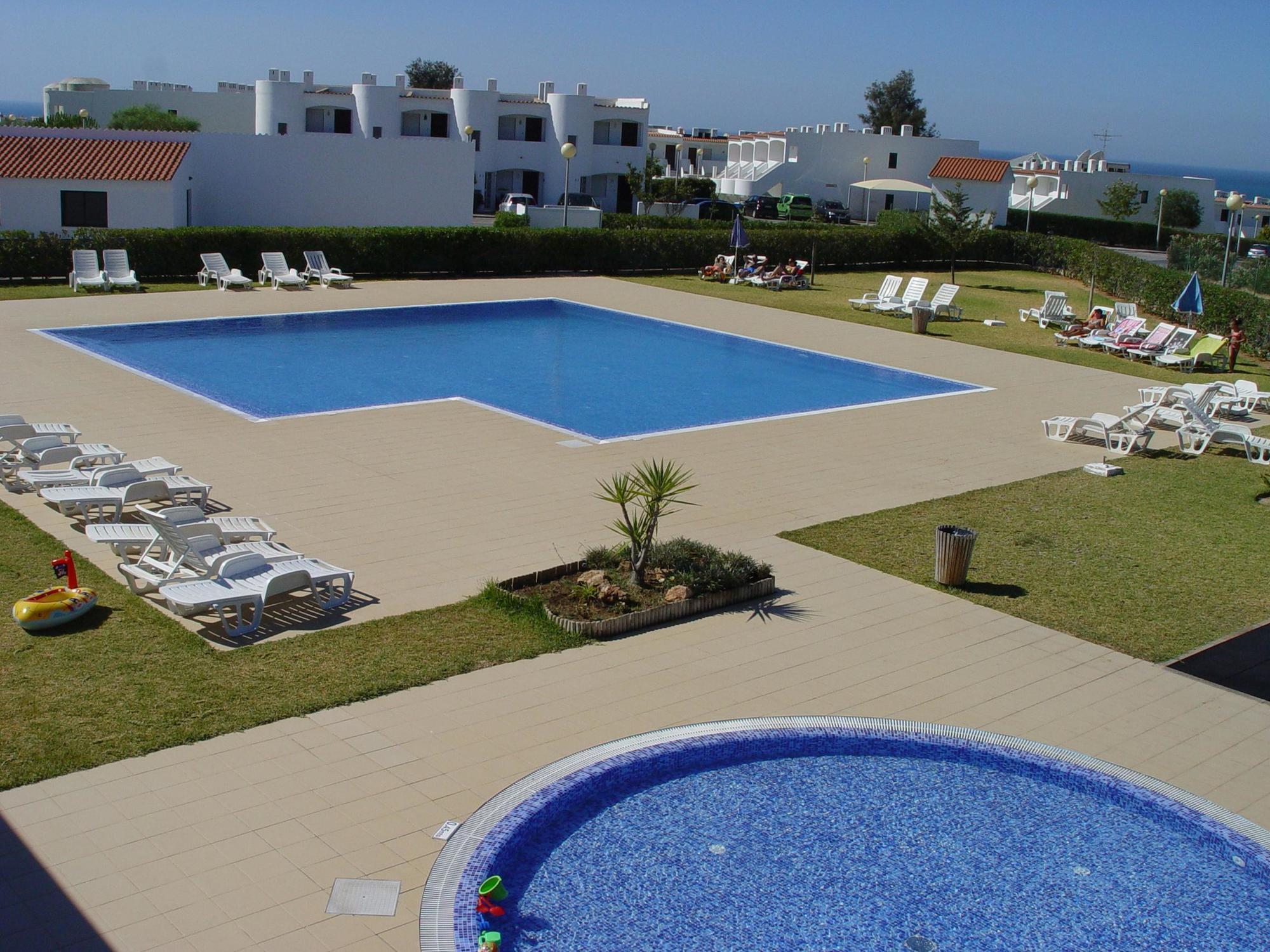 Quintinha Village 3*
