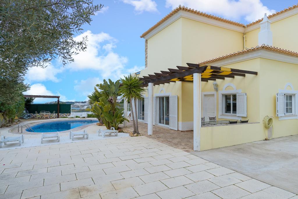 Akivillas Golden *